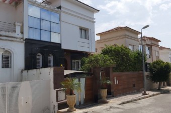 Charming 3 bedroom town house for sale, perfectly located with easy access to the city, the Free Zone and Cap Spartel.