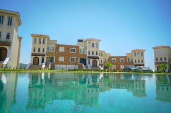 Magnificent new build apartment and duplex in a Mirabay residential complex in Tangier (Nouinouiche) with an exceptional view of the Bay of Tangier.