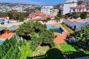 illa de luxe avec vue panoramique sur la mer et la montagne à Moujahidin