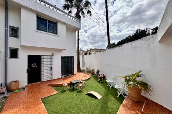 Élégante villa de 2 chambres avec jardin dans le quartier de Californie