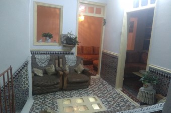 This traditional house is 5 minutes away from the port of Tangier, in a very quiet area in the heart of the medina.