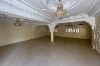 Ground floor two bedroom apartment with a large living room and terrace